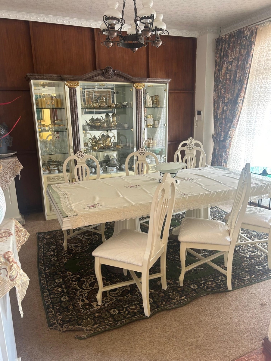 3 Bedroom Property for Sale in Viljoenskroon Free State